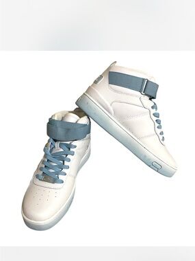 Men's White Athletic High-Top Sneakers with Blue Accents